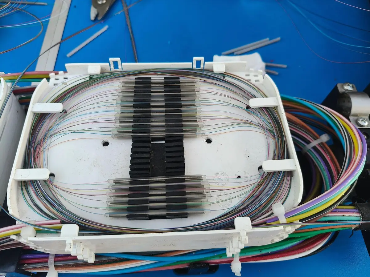 Fiber Optic Splicing Tray